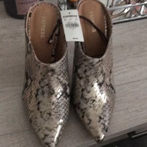 Express mule heels size 7